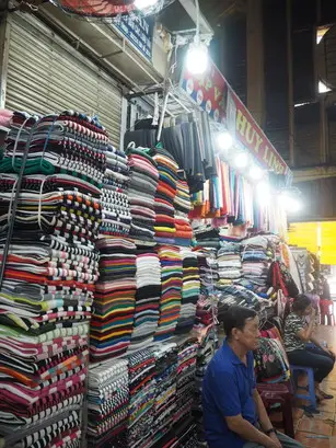 Tan Dinh Market