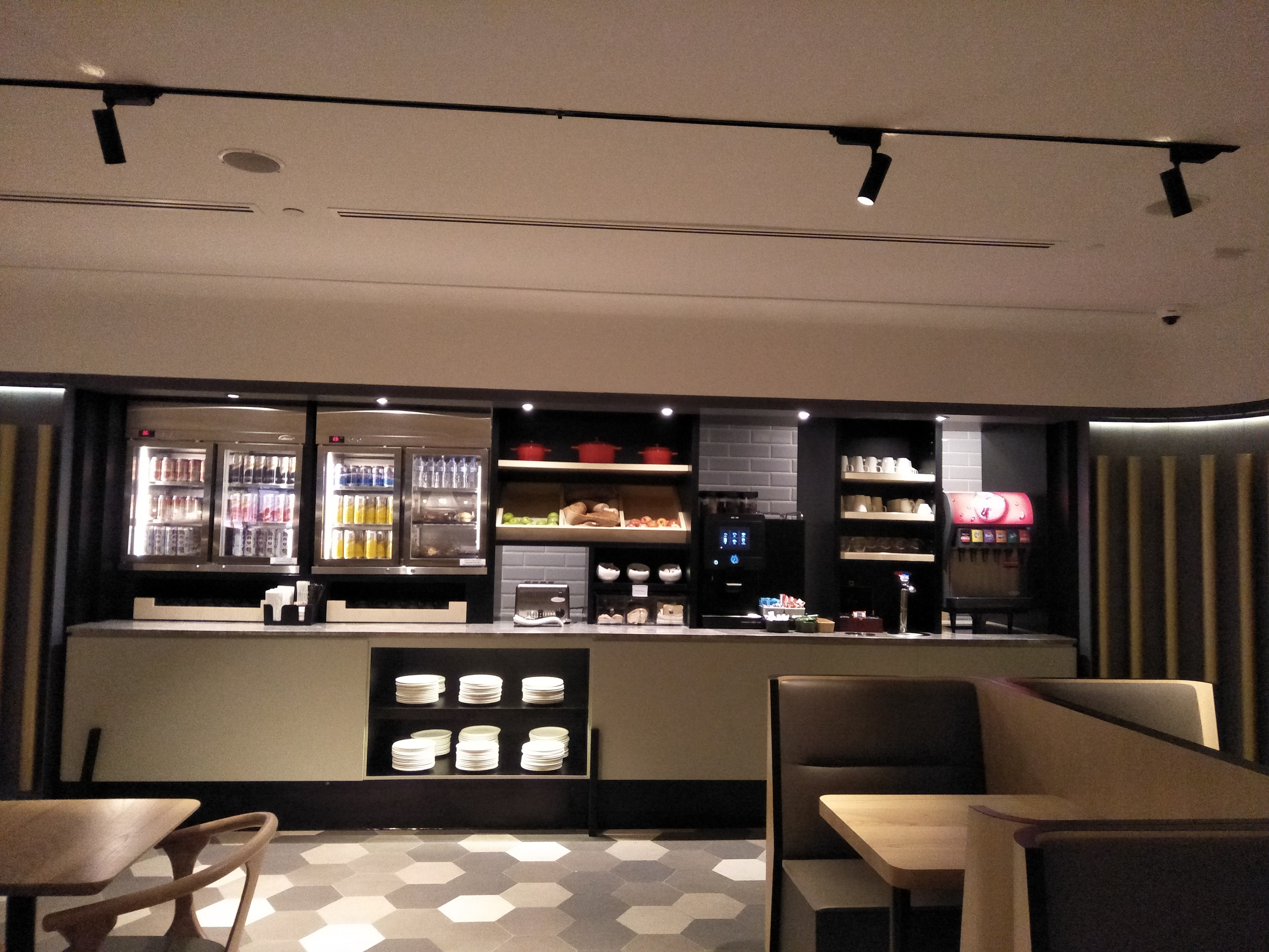 Blossom Plaza Premium Lounge at Changi Airport Terminal 4