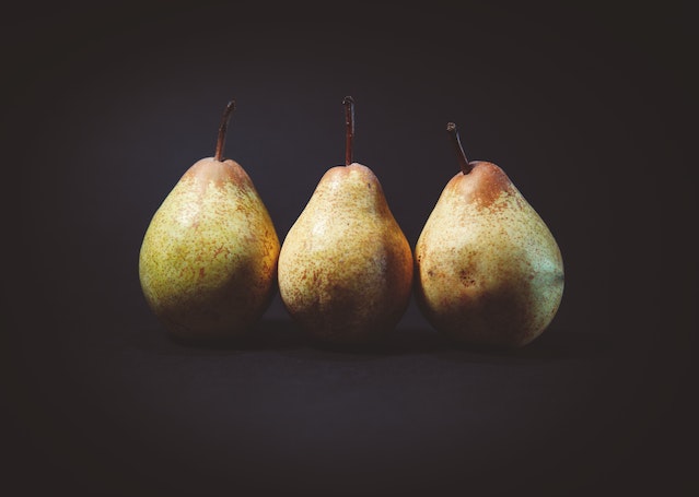 Pear Historical Price Calculator – CreatifWerks