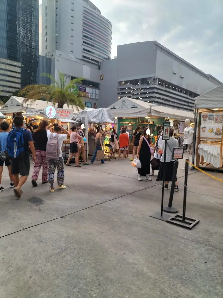 Jodd Fairs Night Market Bangkok